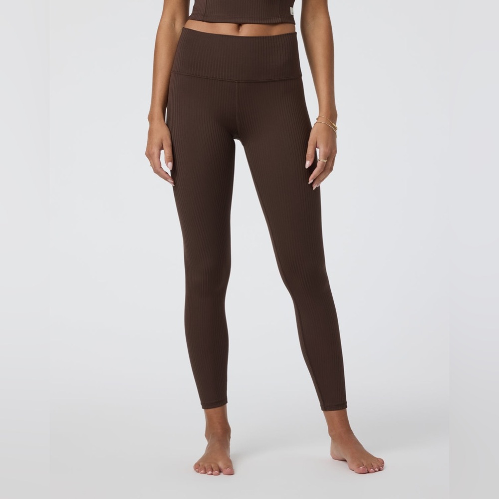 VUORI Inversion Rib Legging Size Medium - Picture 8 of 13